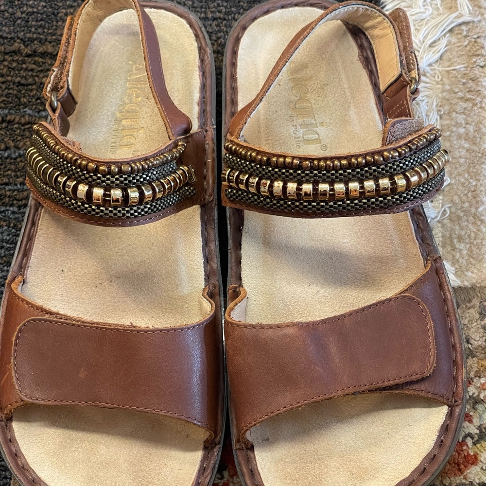 Alegria Verona Hickory Chain Leather Sandals